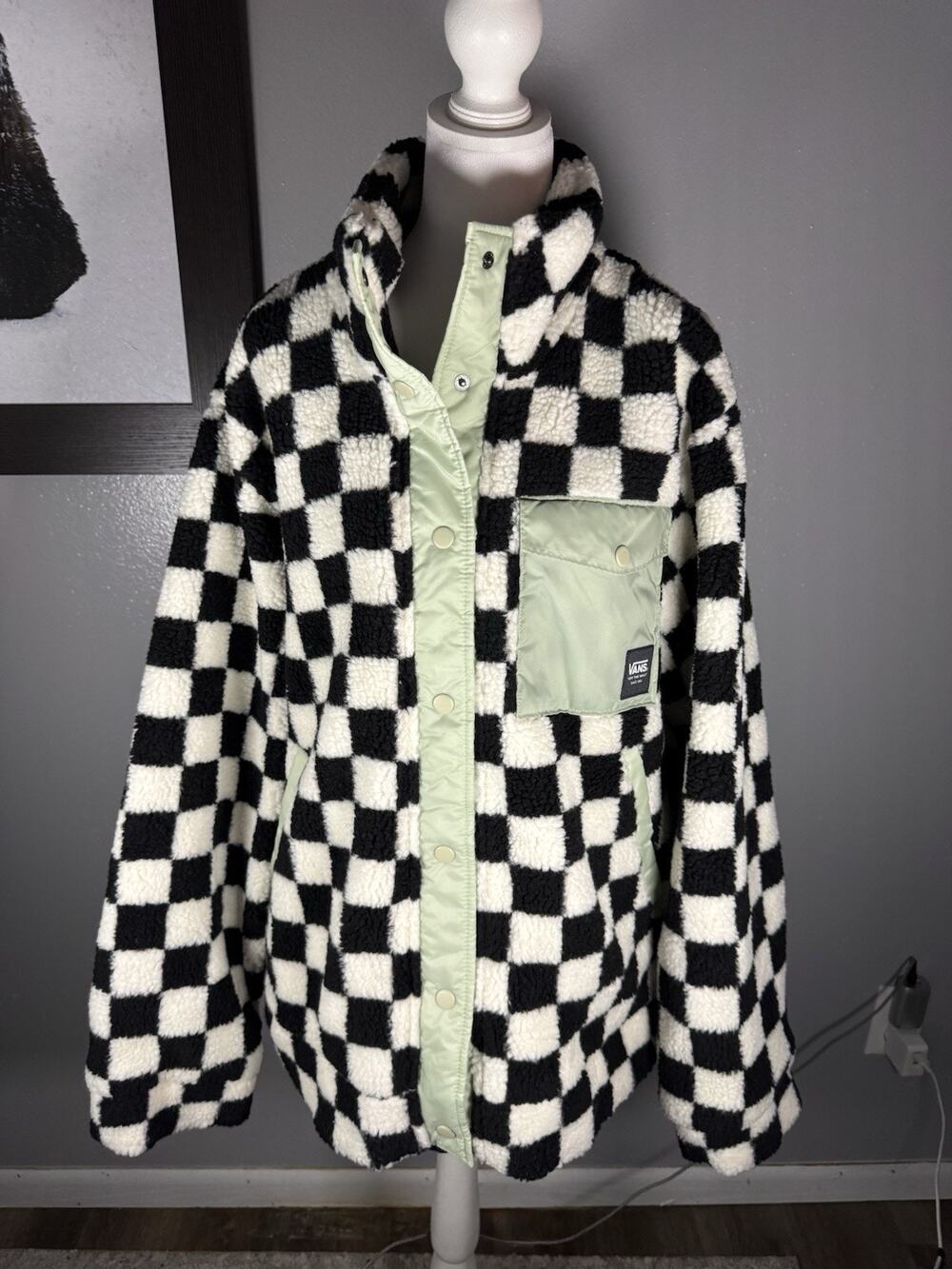 Vans Winterset Sherpa Checkboard Black & White Jacket Snap Button Women’s Size L